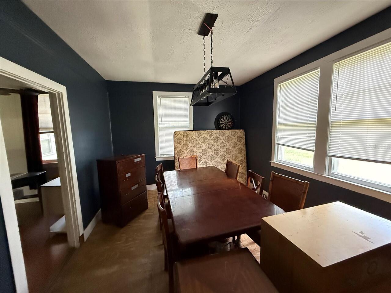 Listing Photo 12