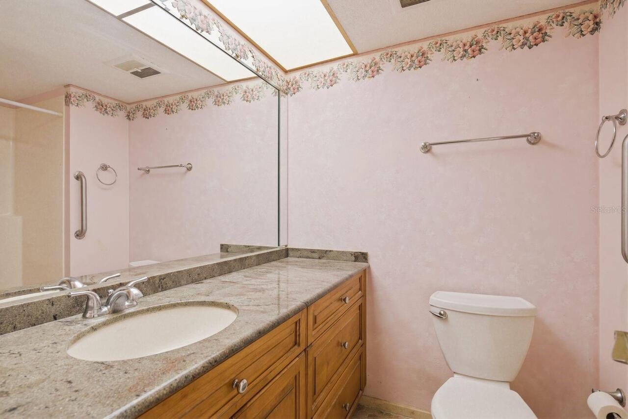 Listing Photo 23
