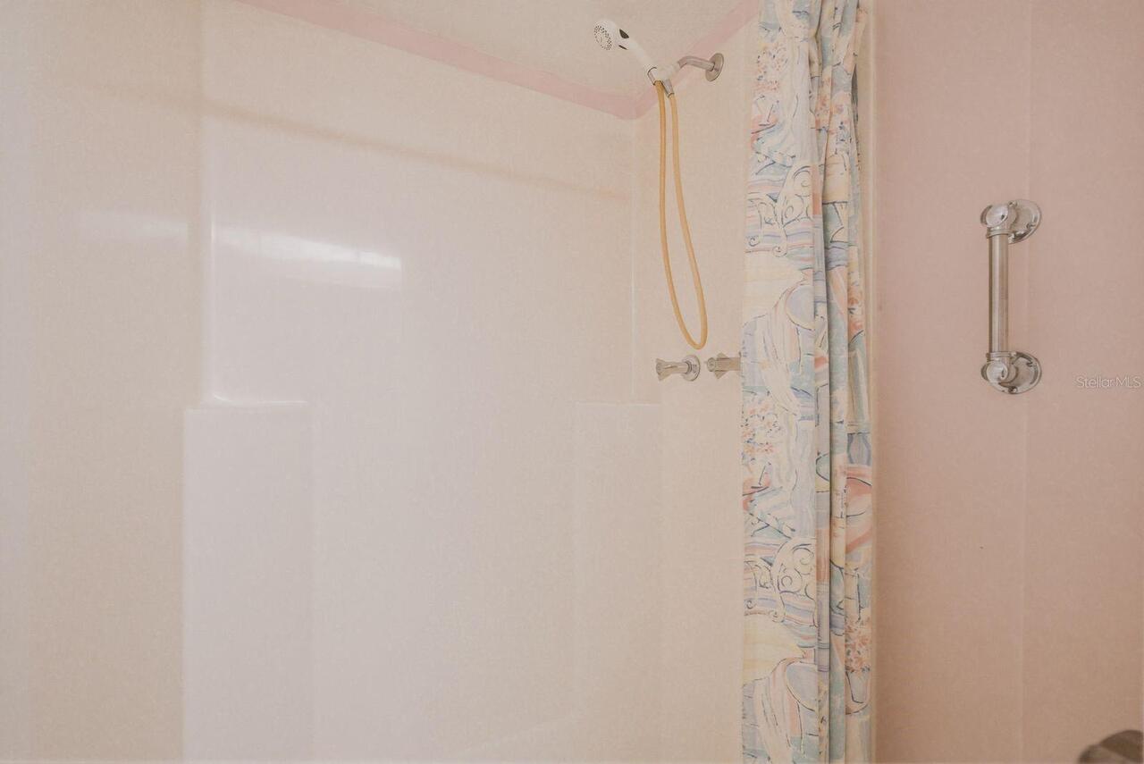 Listing Photo 24