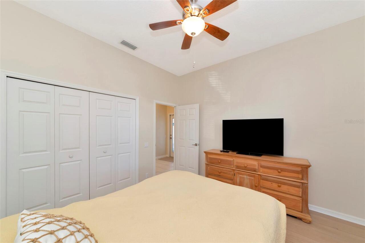 Listing Photo 38