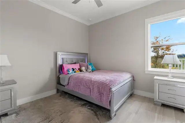 Listing Photo 33