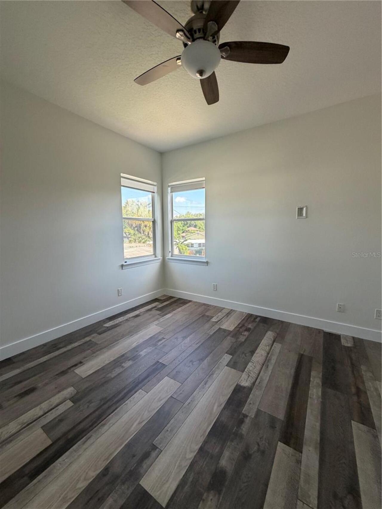 Listing Photo 43