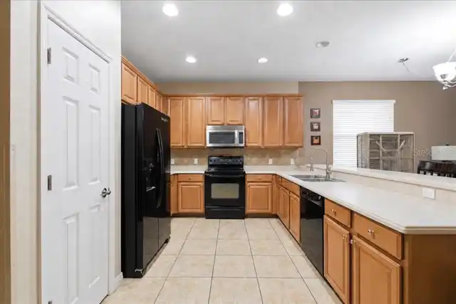 Listing Photo 9