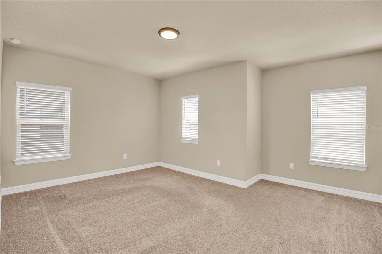 Listing Photo 33