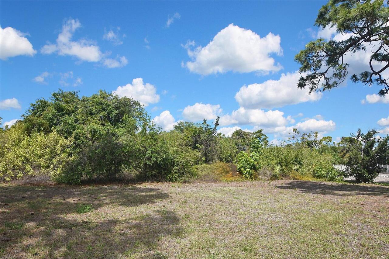 Listing Photo 22