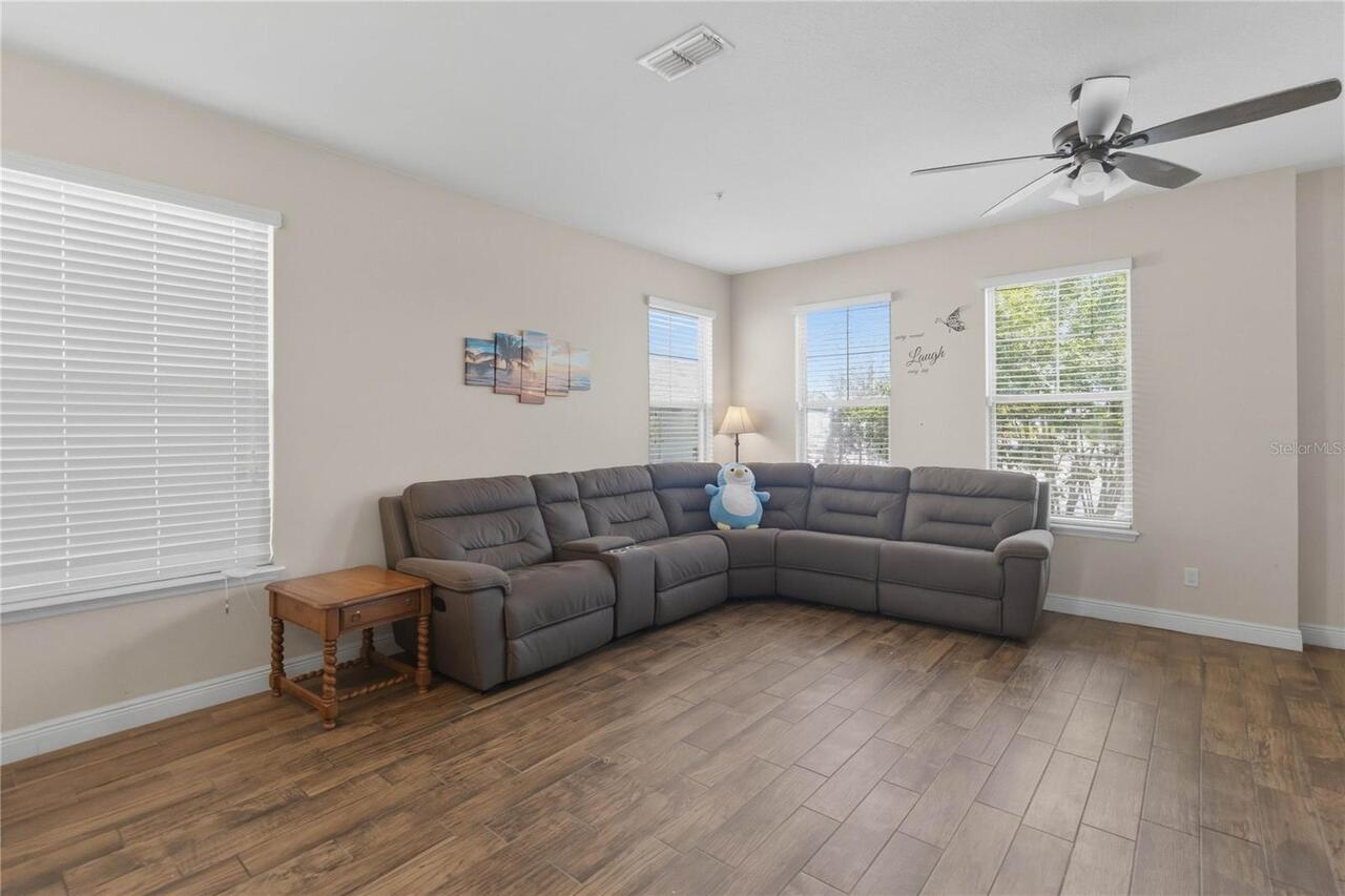 Listing Photo 25