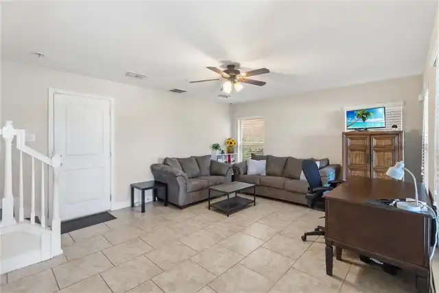 Listing Photo 9
