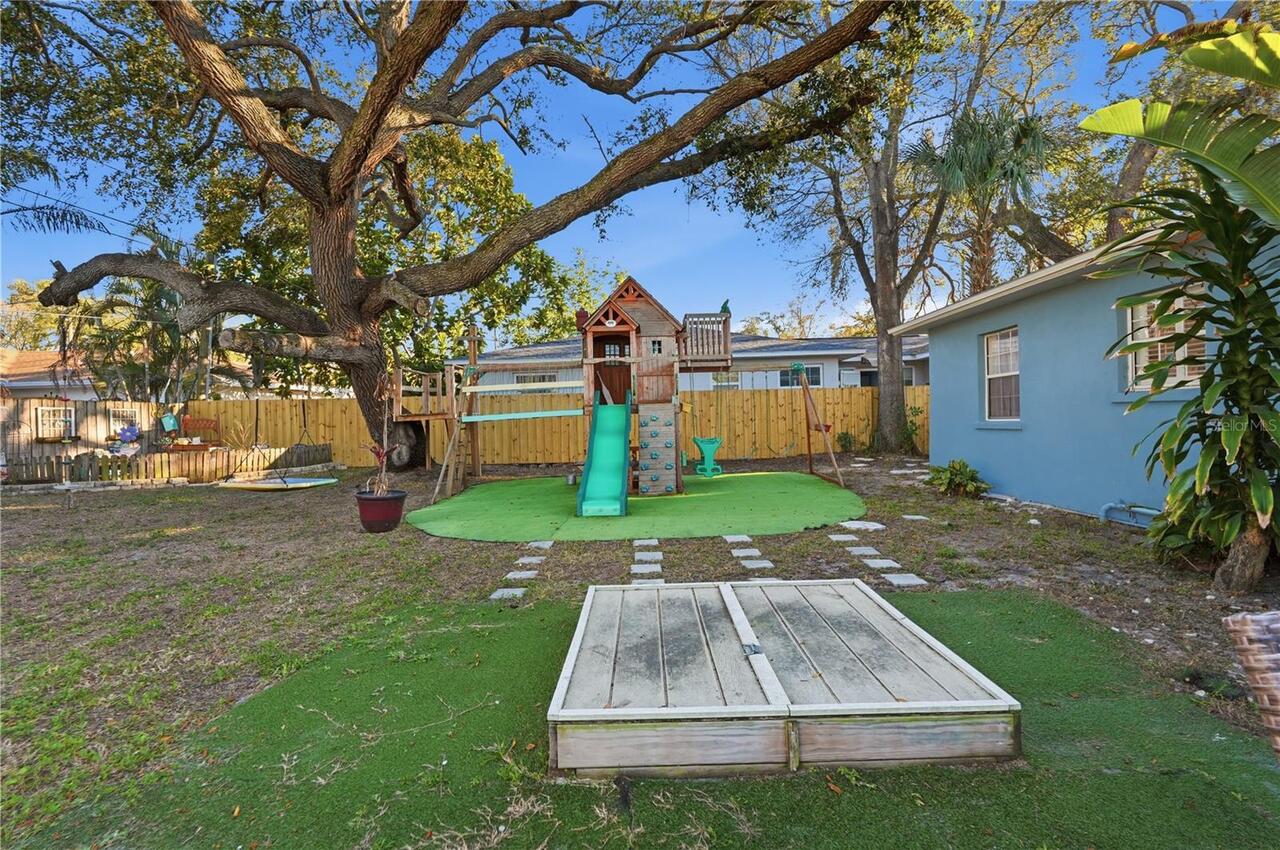 Listing Photo 28