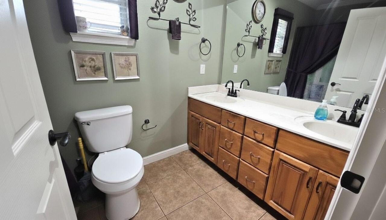 Listing Photo 9