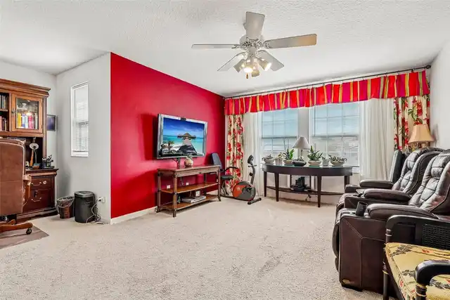 Listing Photo 17