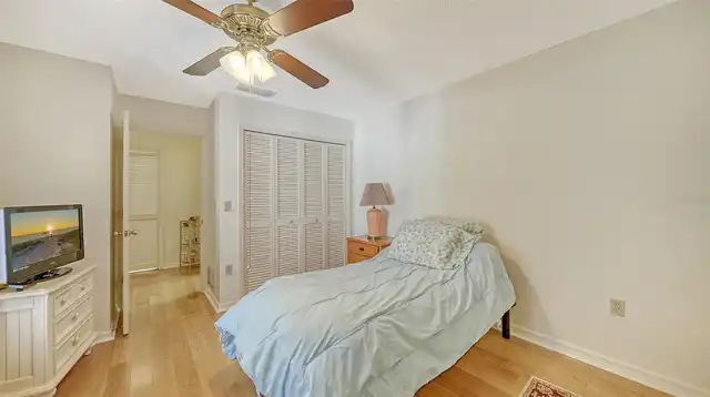 Listing Photo 34