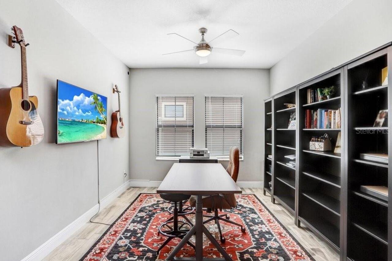 Listing Photo 16