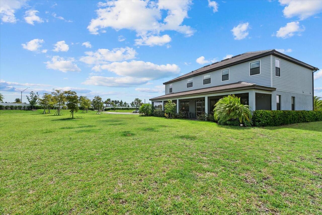 Listing Photo 43