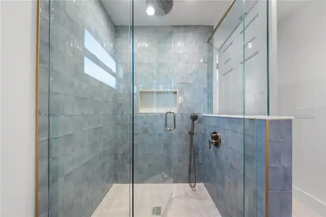 Listing Photo 23