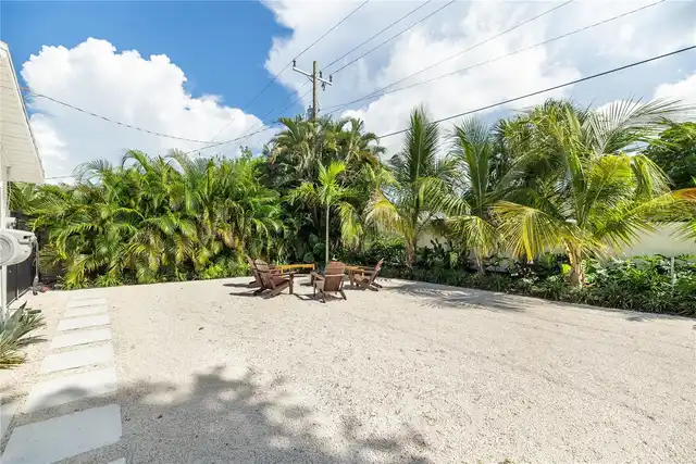 Listing Photo 26