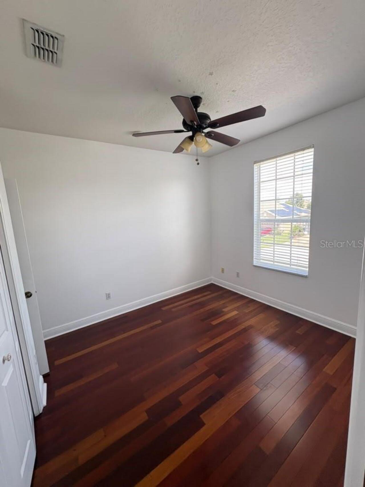Listing Photo 33