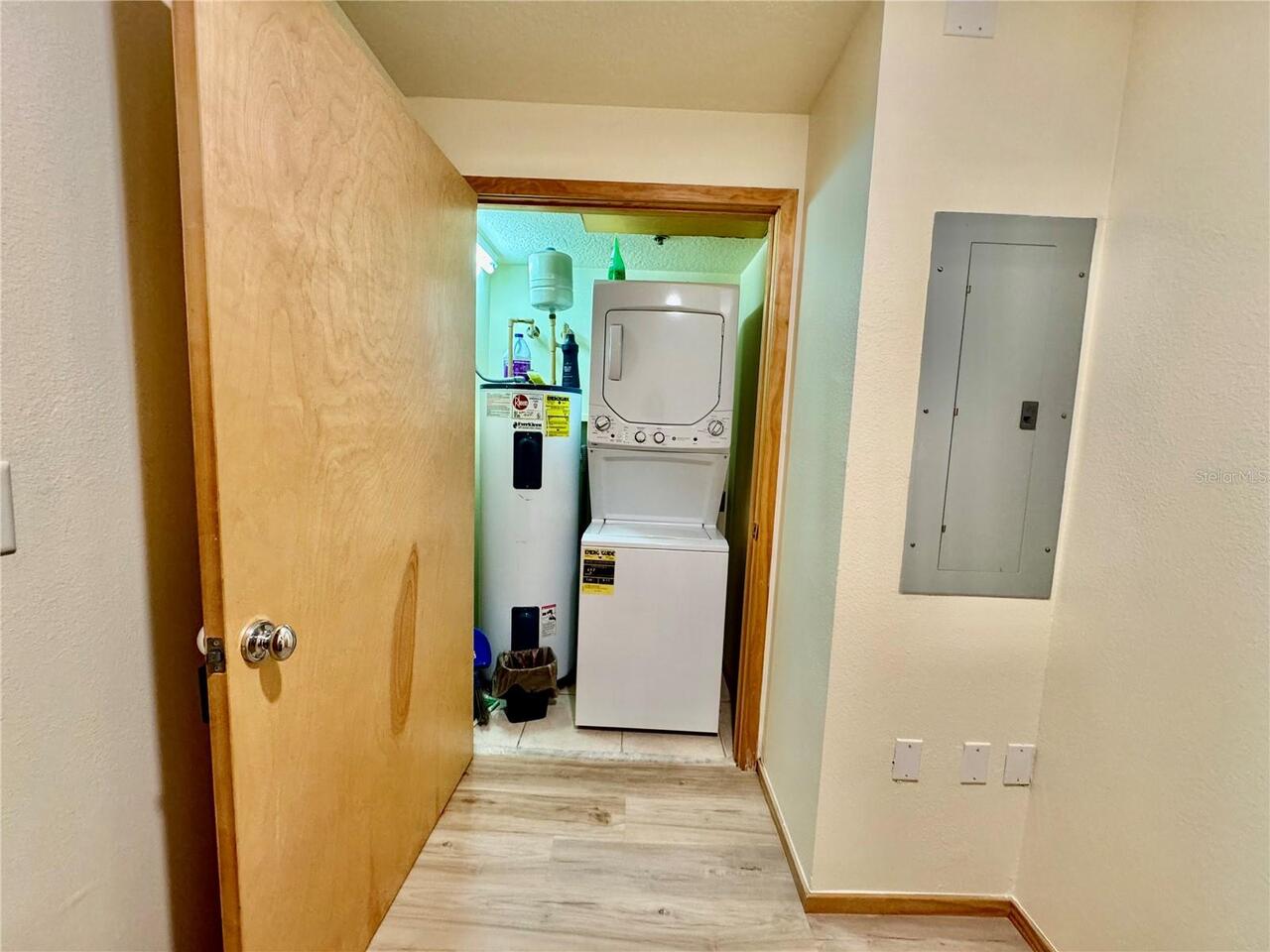 Listing Photo 8