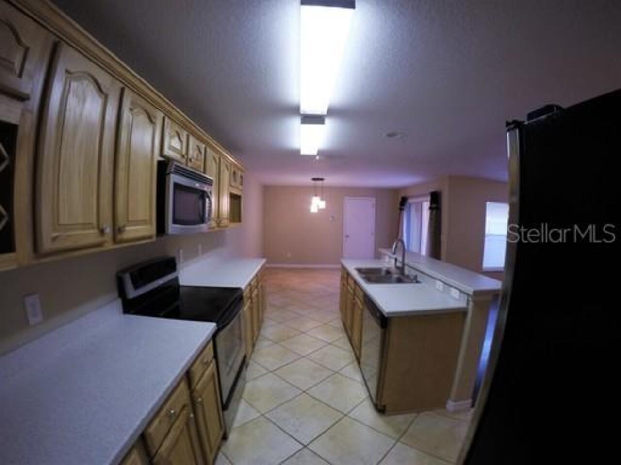 Listing Photo 10