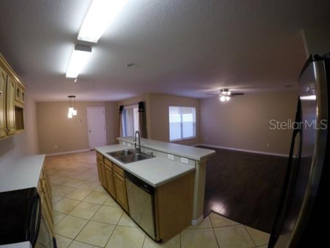 Listing Photo 11