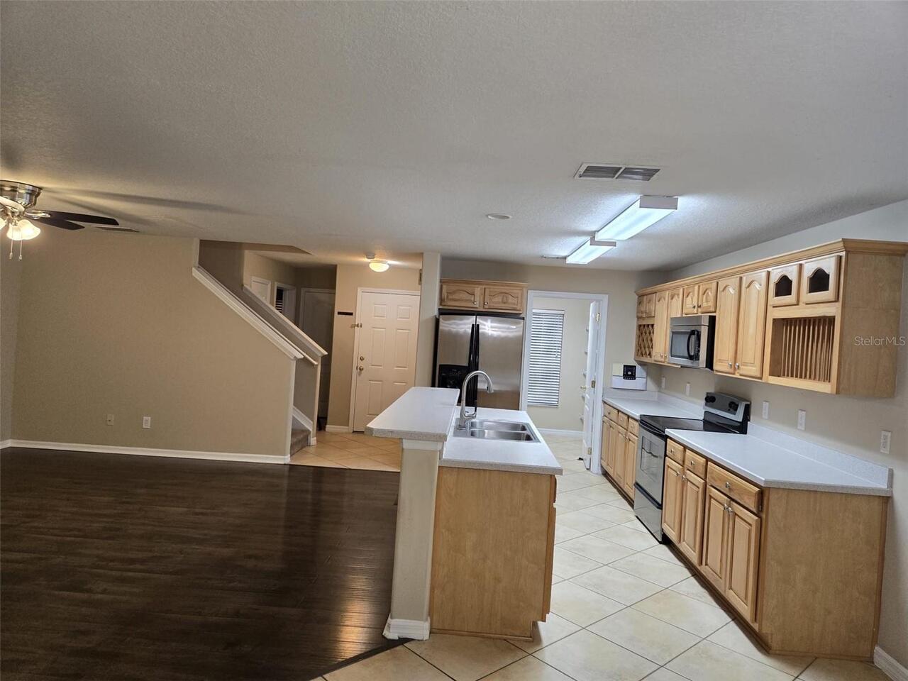 Listing Photo 12