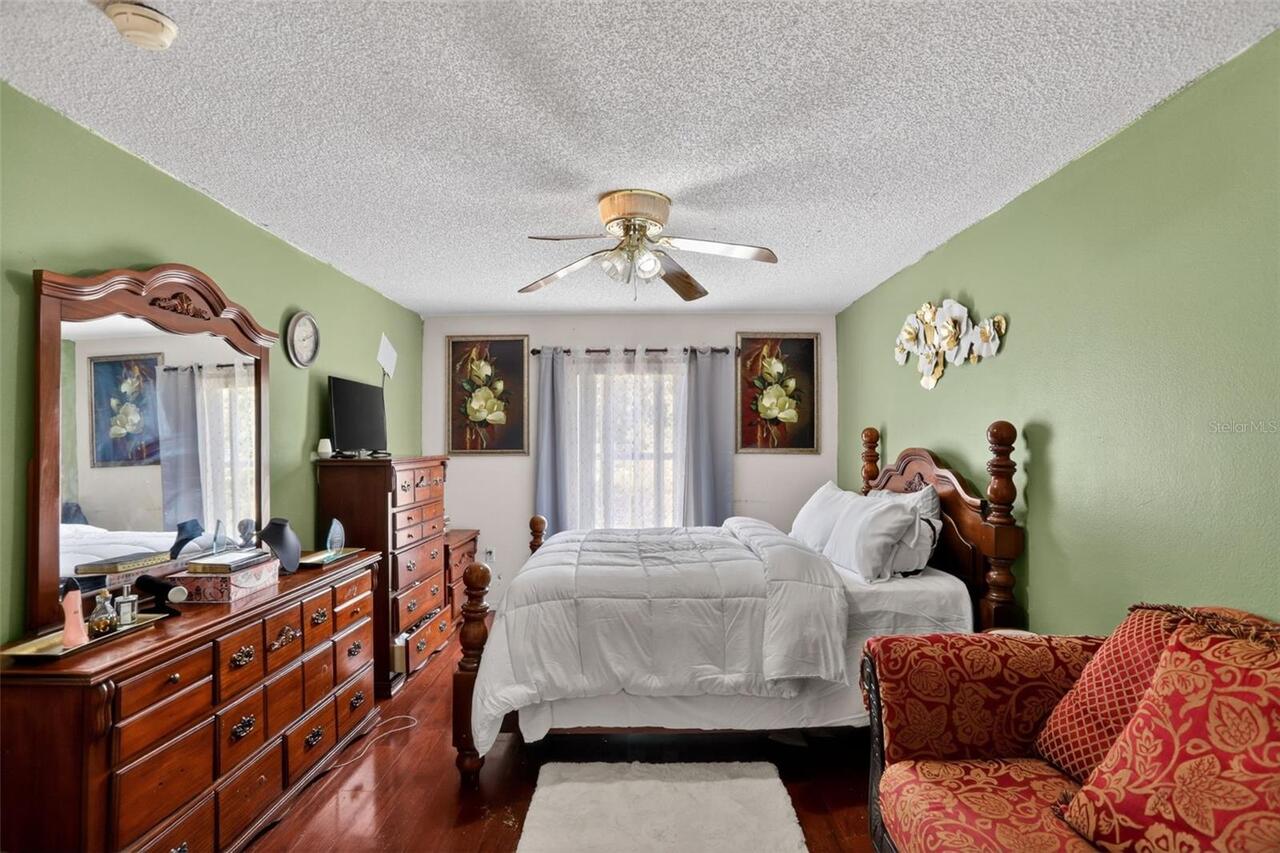 Listing Photo 15