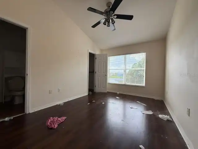 Listing Photo 9