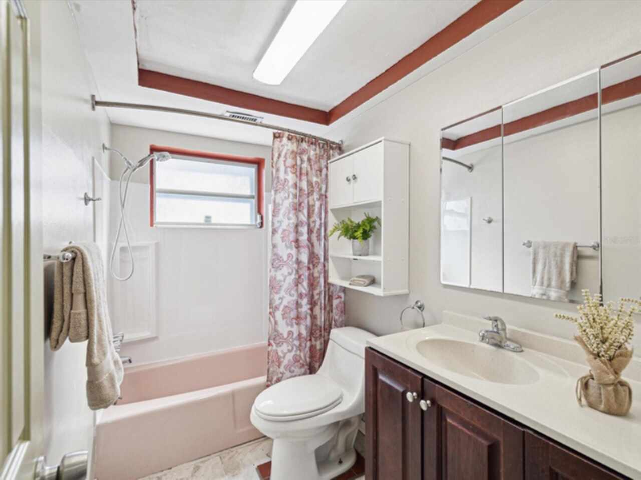 Listing Photo 23