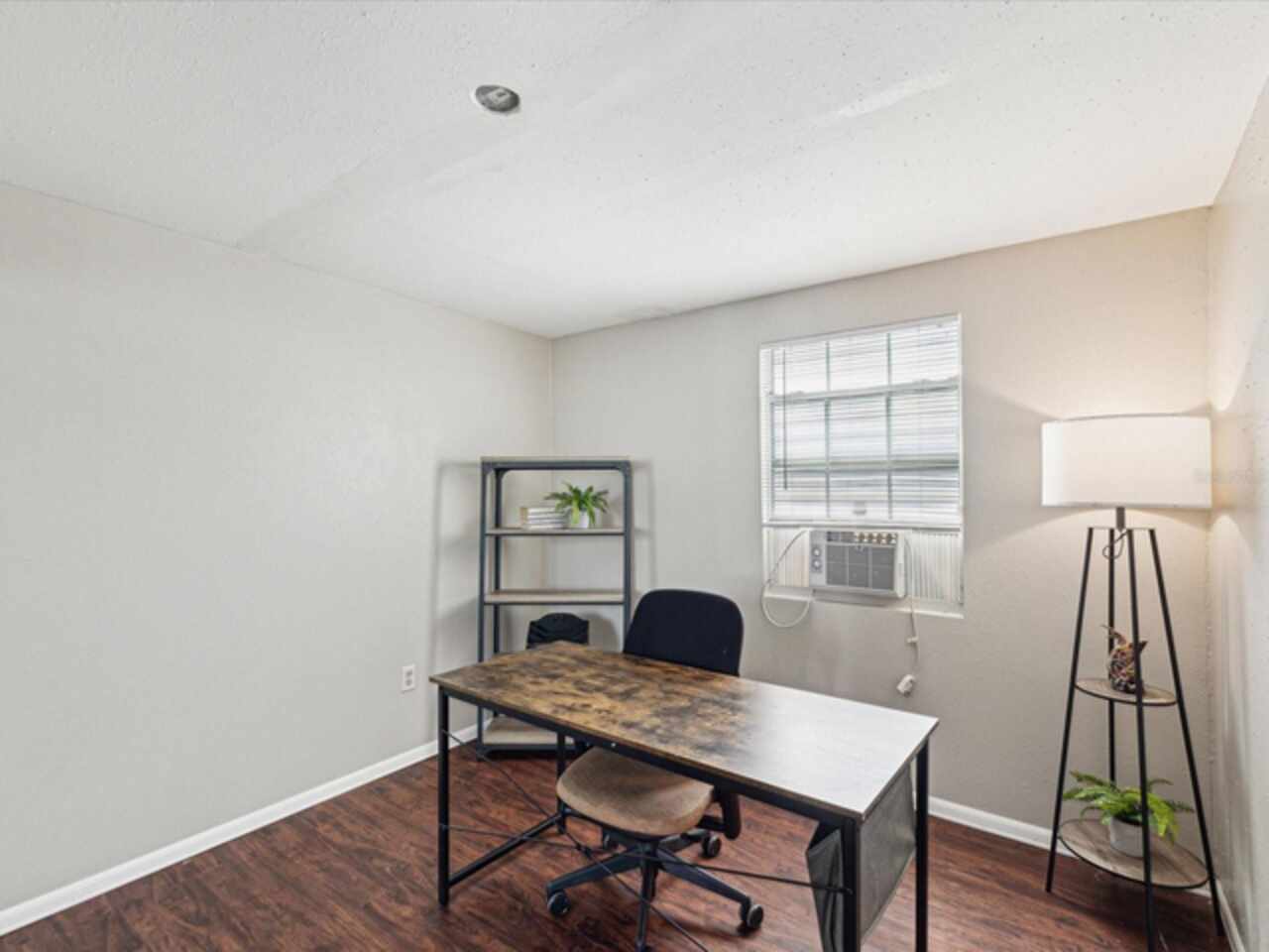 Listing Photo 28