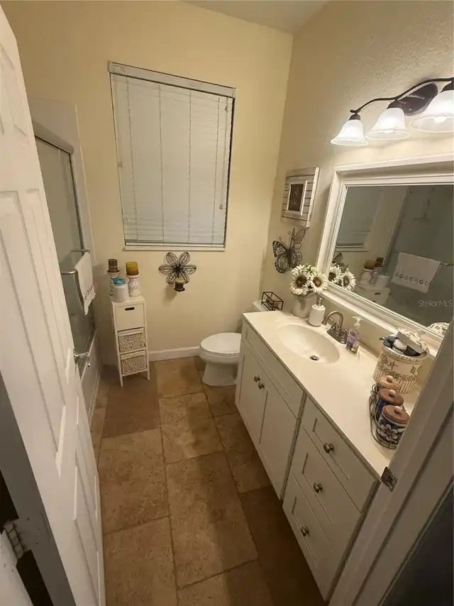 Listing Photo 10