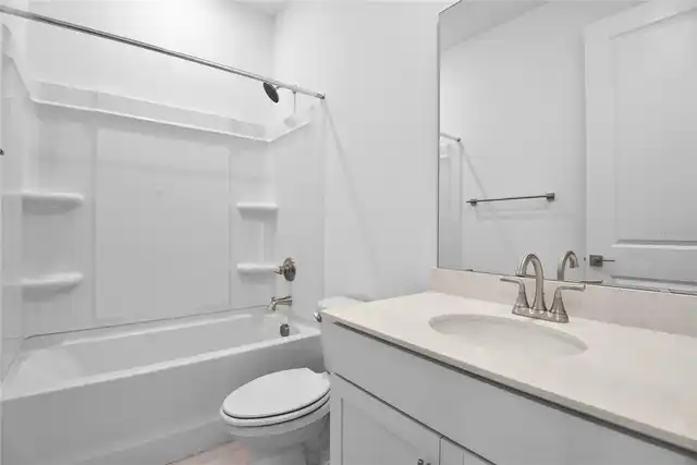 Listing Photo 15