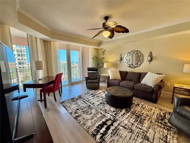 Listing Photo 16