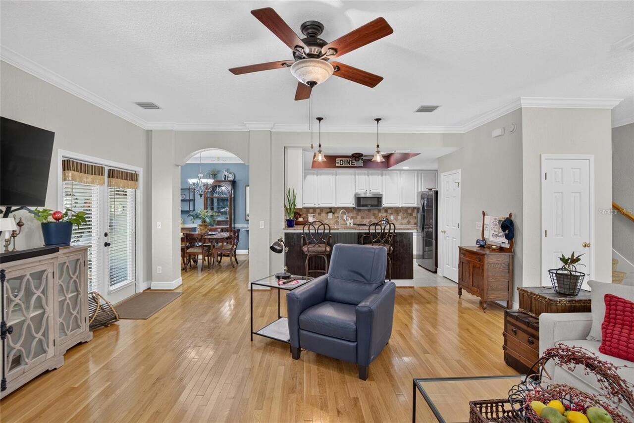 Listing Photo 10