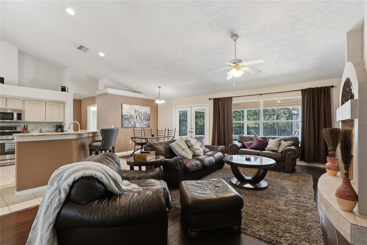 Listing Photo 8