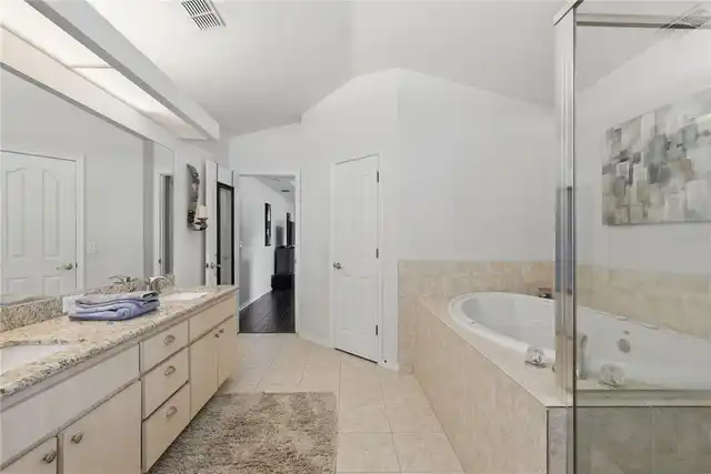Listing Photo 24