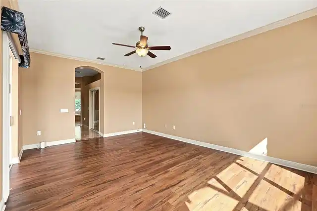 Listing Photo 38