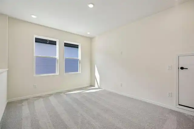 Listing Photo 37