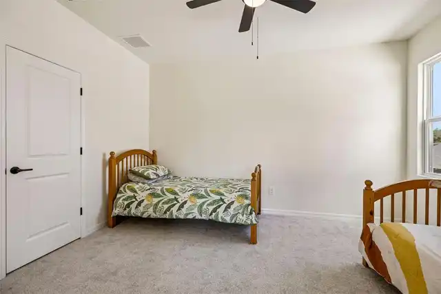 Listing Photo 42