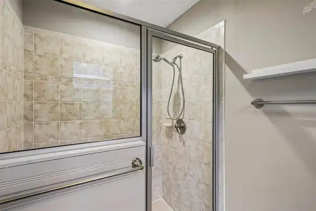 Listing Photo 23