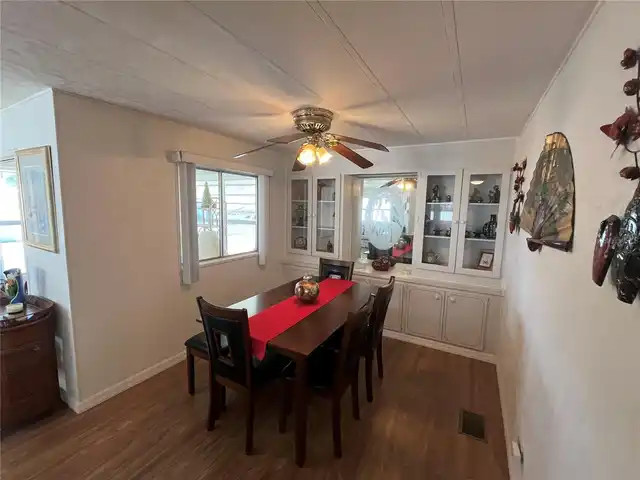 Listing Photo 14