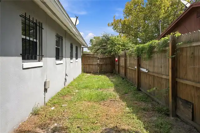 Listing Photo 15