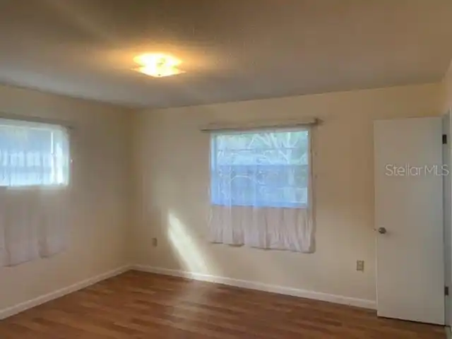 Listing Photo 6