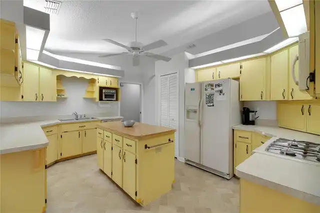 Listing Photo 13