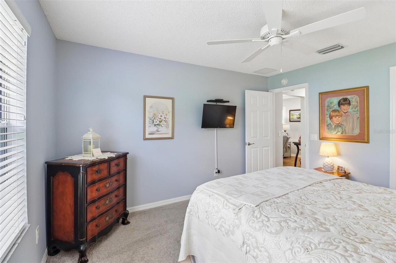 Listing Photo 23