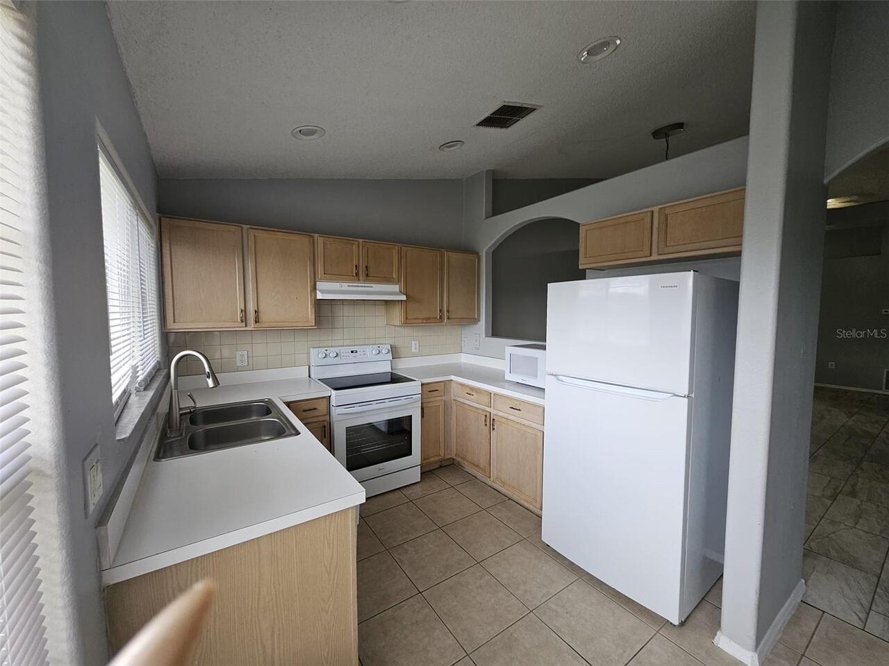 Listing Photo 6