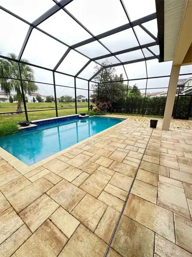 Listing Photo 32