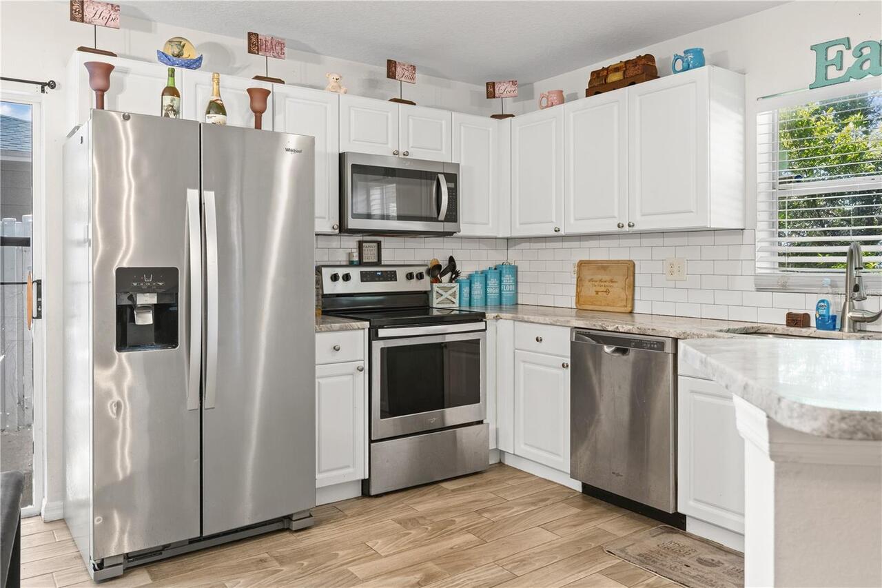 Listing Photo 10