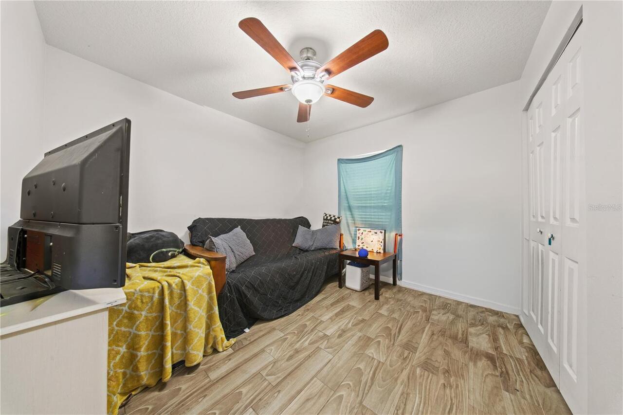 Listing Photo 15
