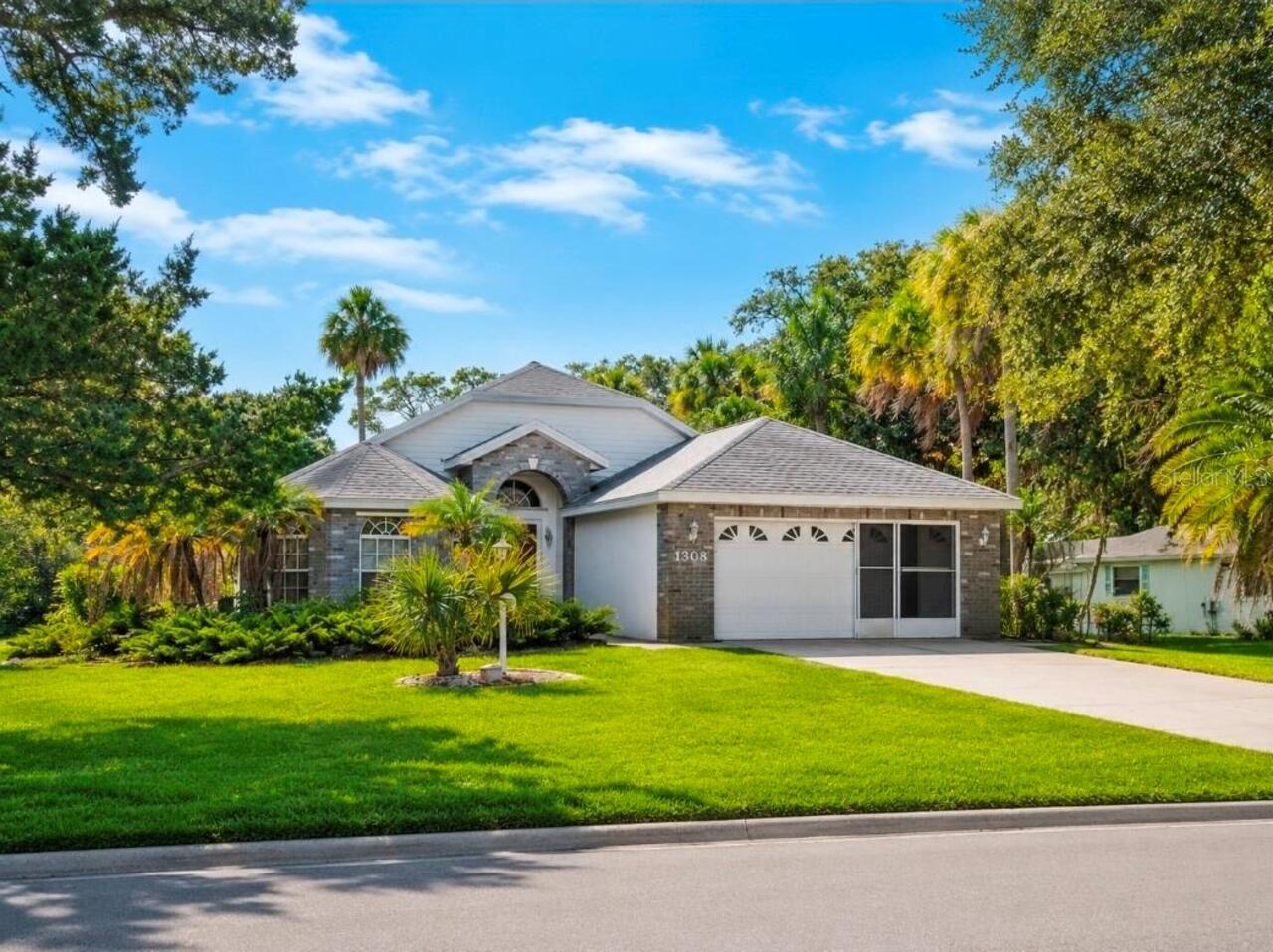 Edgewater Real Estate