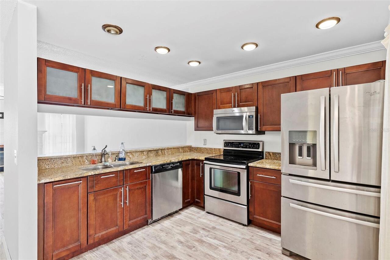 Listing Photo 15