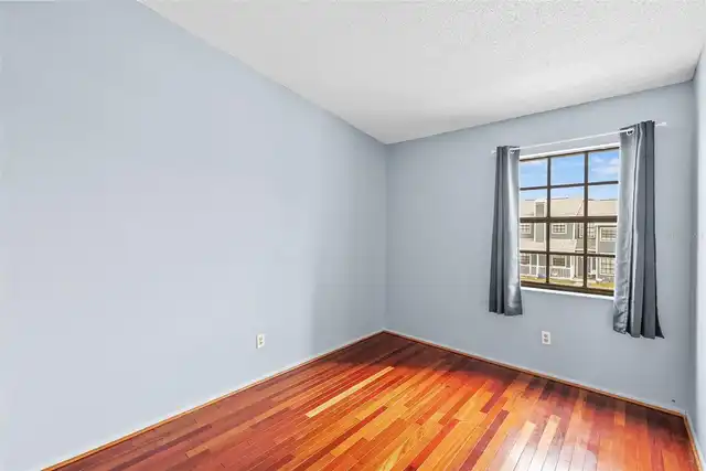 Listing Photo 31